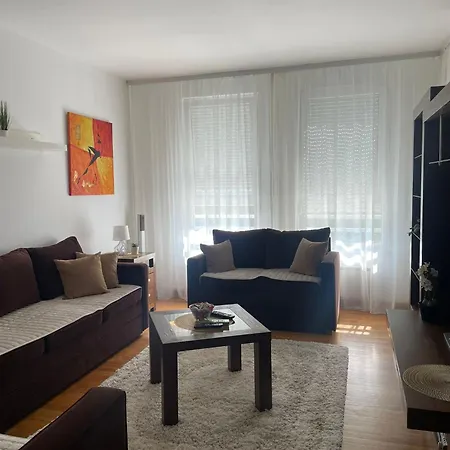 Manhattan Jorgovan Belvil Apartment