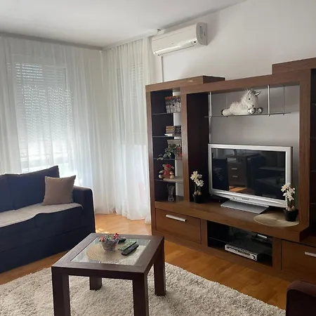Manhattan Jorgovan Belvil * Belgrade